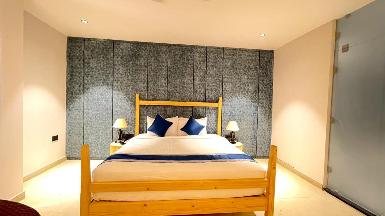 V Hotels And Resorts Chirala Екстериор снимка